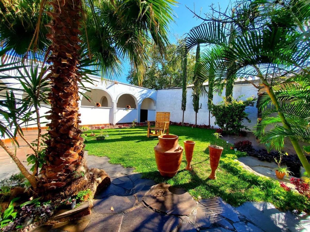 Tlaquepaque Pueblito Hotel Guadalajara Exterior photo